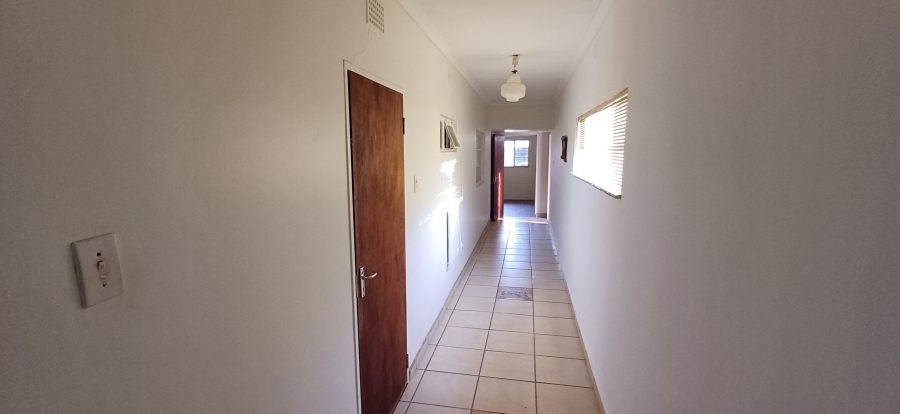 7 Bedroom Property for Sale in Harpington A H North West